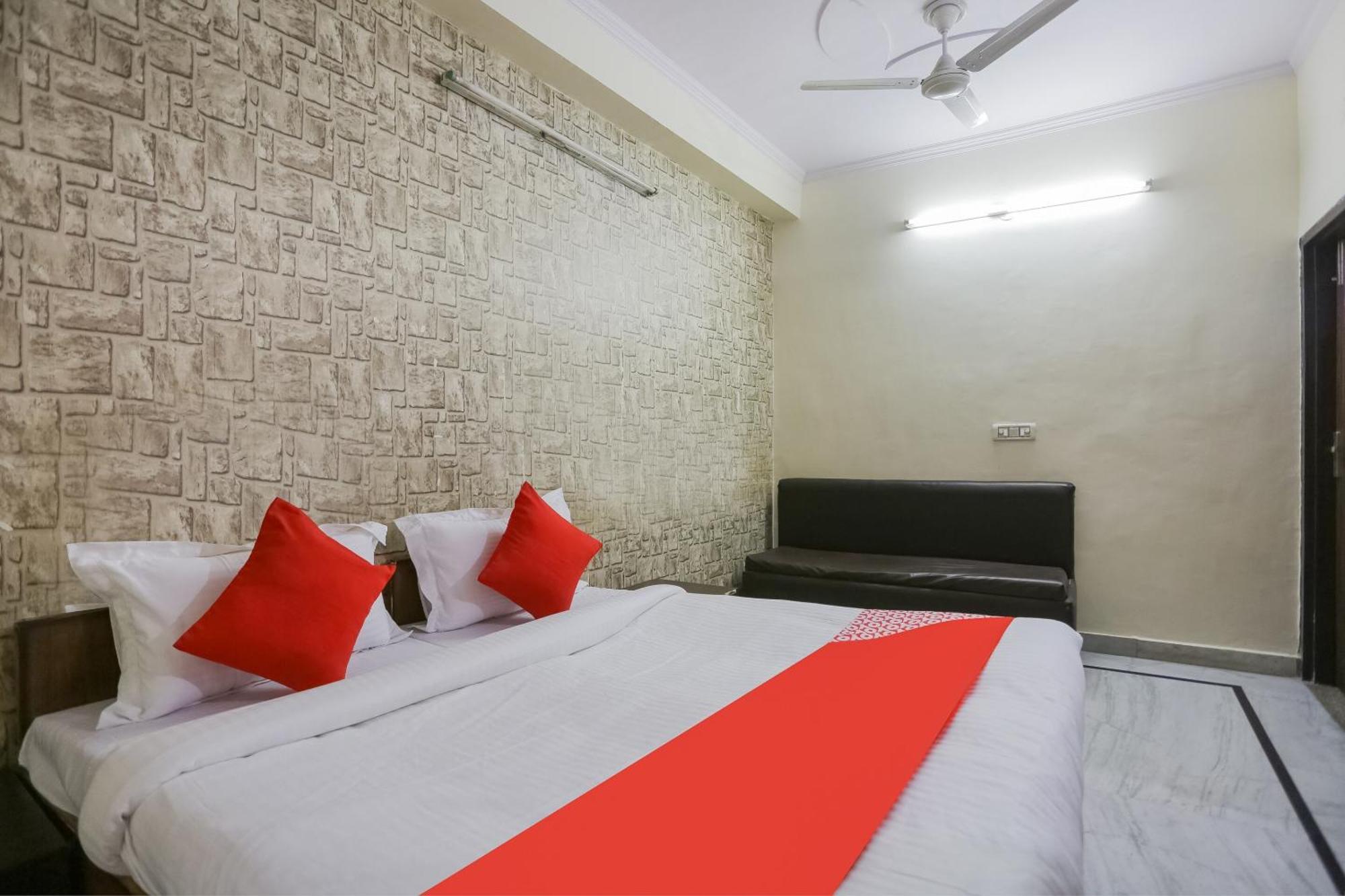 ניו דלהי Hotel O Green High מראה חיצוני תמונה