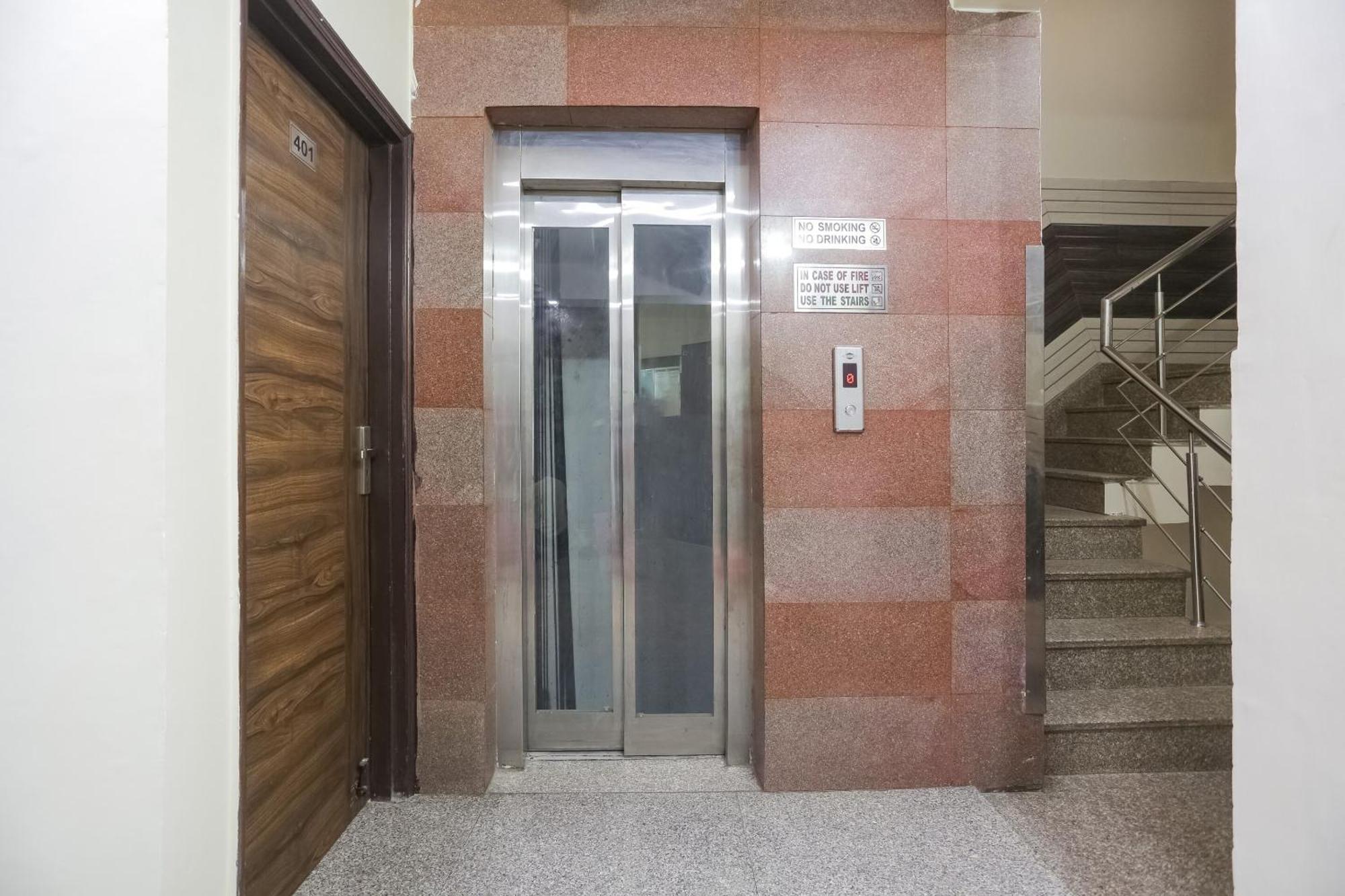ניו דלהי Hotel O Green High מראה חיצוני תמונה